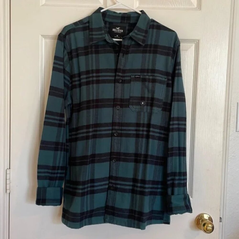Hollister Flannel Size M